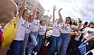 Las calles del sur reciben con alegría al desfile anunciador del Carnaval Internacional de Maspalomas 2025