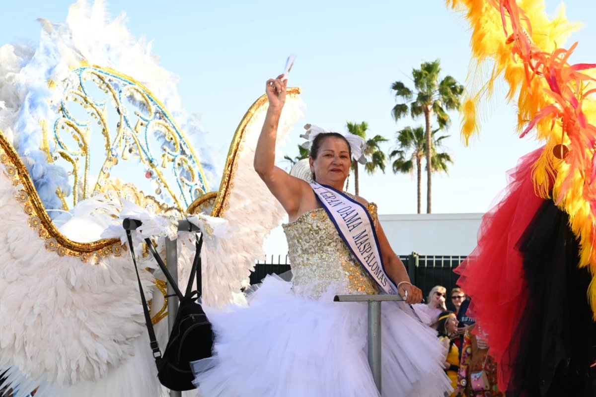 Más 350.000 personas disfrutaron de Gran Cabalgata del Carnaval Internacional de Maspalomas 2024