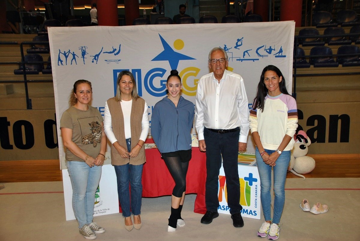 La gimnasta Alba Bautista impartió una clase magistral en El Tablero