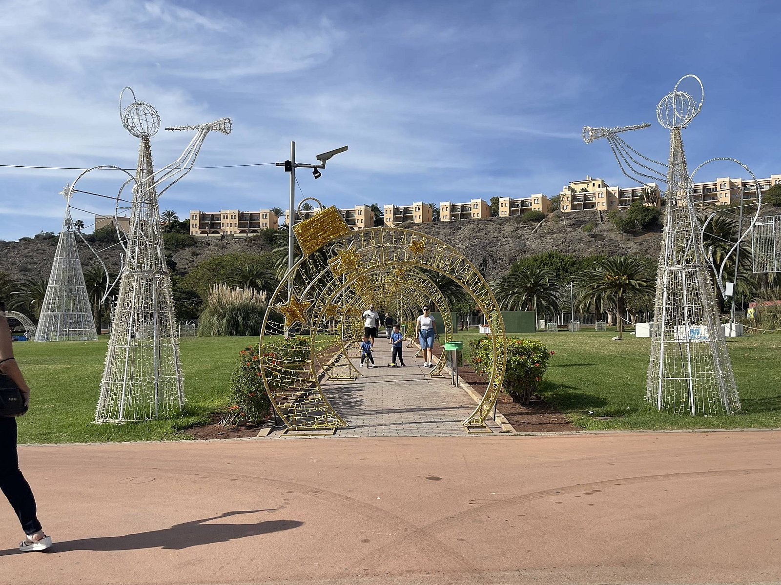 El Parque Urbano del Sur se ilumina  con el espíritu familiar de la Navidad