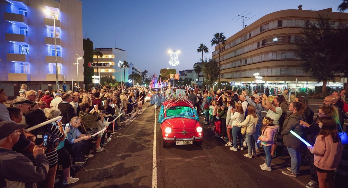 Magia de la Noche de Reyes en la Cabalgata de Maspalomas