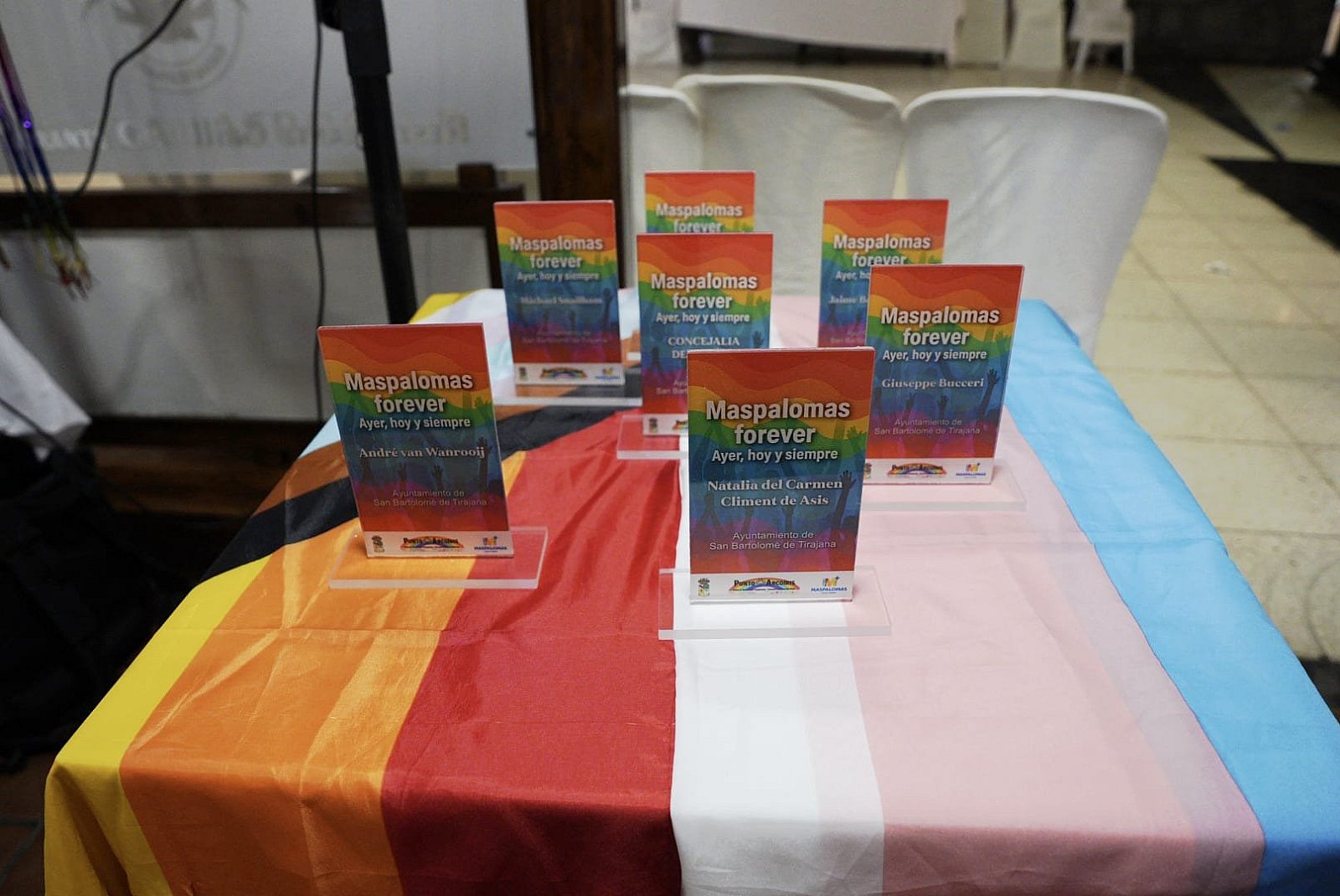 San Bartolomé de Tirajana celebra la gala Maspalomas Forever con más de 150 asistentes para reconocer la trayectoria de referentes del colectivo LGTBI