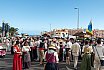 M&aacute;s de 7.000 personas arropan la Romer&iacute;a de El Tablero en una edici&oacute;n marcada por la participaci&oacute;n vecinal y la Danza de la cinta de los ni&ntilde;os de G&uuml;&iacute;mar