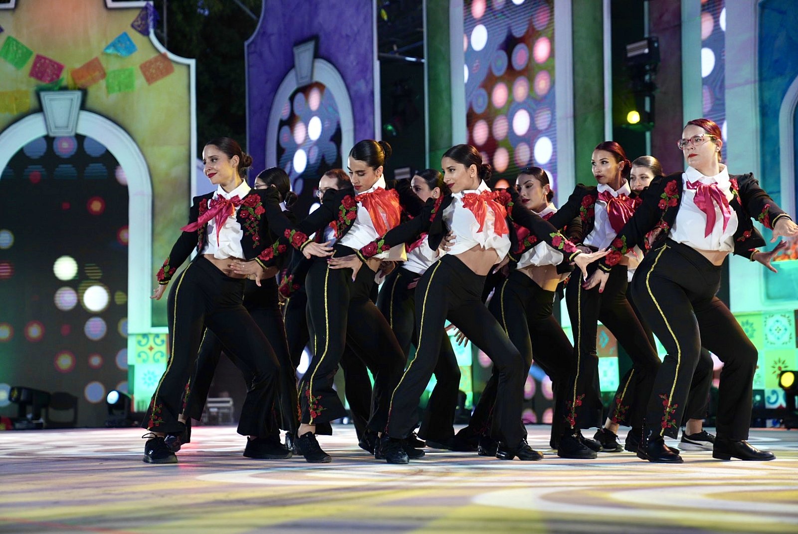 Exhibición de talento sureño en el Festival Coreográfico del Carnaval Internacional de Maspalomas 2025