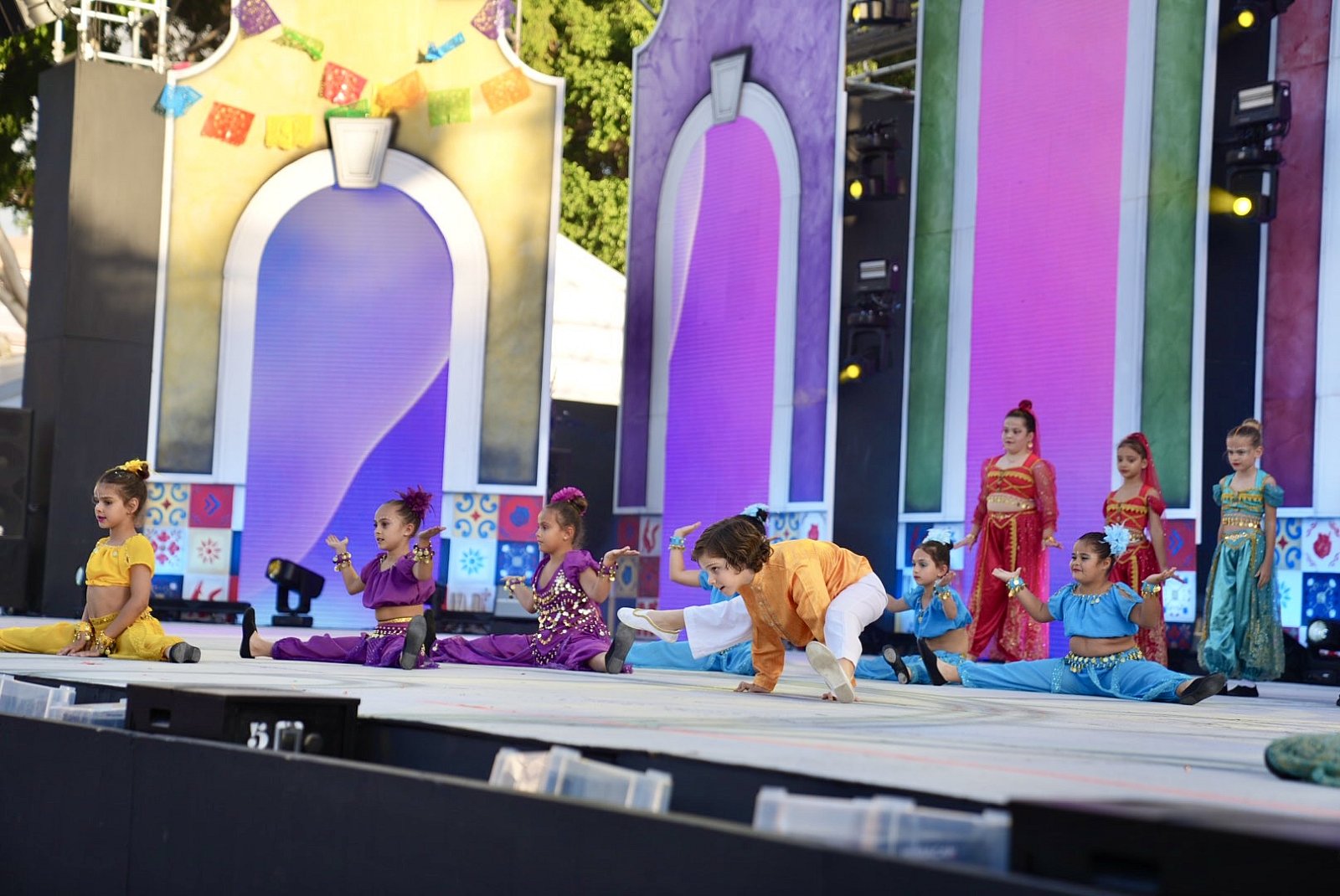 Exhibición de talento sureño en el Festival Coreográfico del Carnaval Internacional de Maspalomas 2025