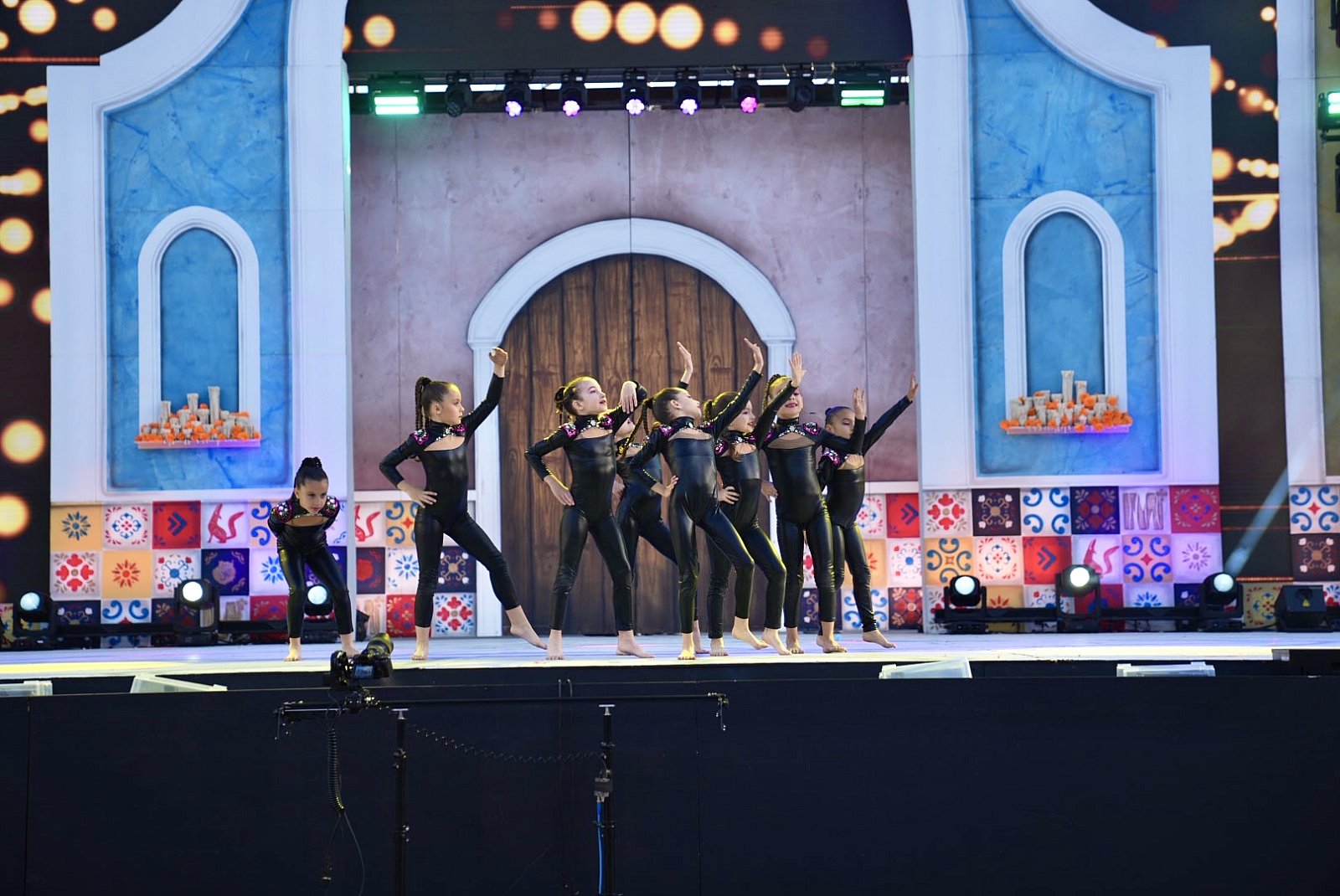 Exhibición de talento sureño en el Festival Coreográfico del Carnaval Internacional de Maspalomas 2025