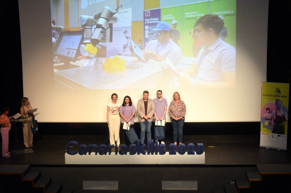 20250613 EDU ACTO DE ENTREGA DE LOS PREMIOS CANARIAS SKILLS 2025 05
