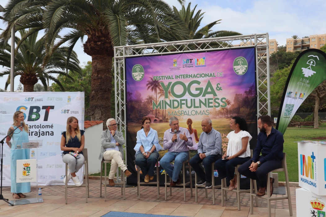 20260421 CUL ParqueSur Yoga04