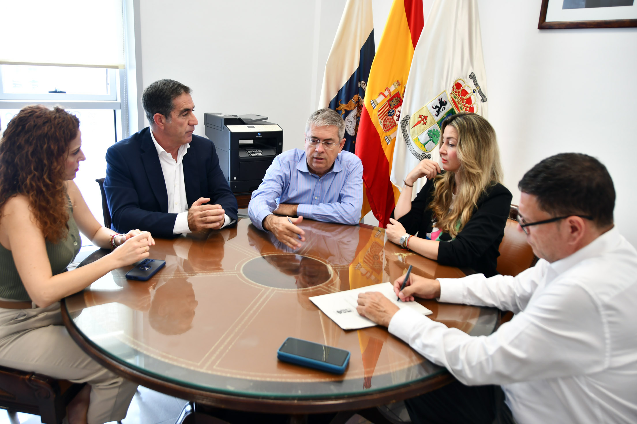 20241205_Reunion_de_trabajo_servicios_sociales_ayuntamiento_y_gobierno_de_Canarias