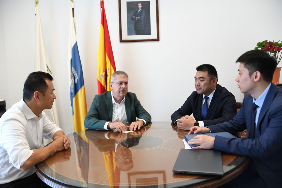 20250528 PRE VisitaDelegacionChina 01