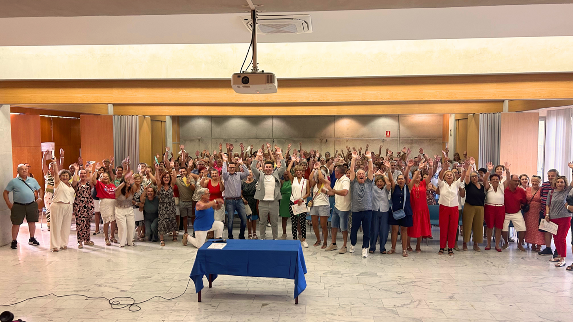 20260724_MY_Foto_de_familias_con_celebración.png